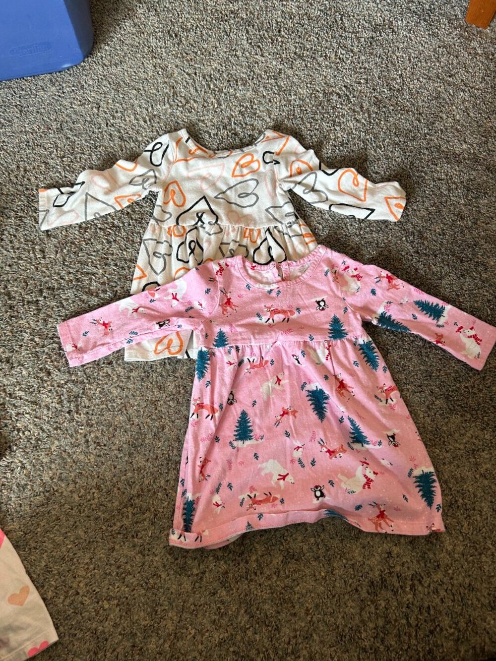 Long sleeve dress lot.